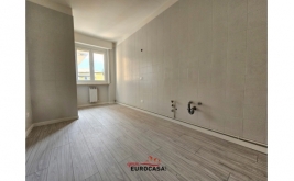 Ampio trilocale ristrutturato con box e cantina